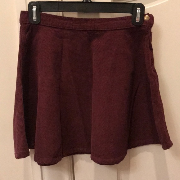 American Apparel Corduroy Skirt - Picture 2 of 6